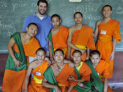 Volunteer and Teaching English to Monks in Chiang Mai Thailand