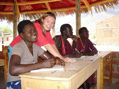 Primary & Secondary School Teaching Volunteer Projects in Tanzania