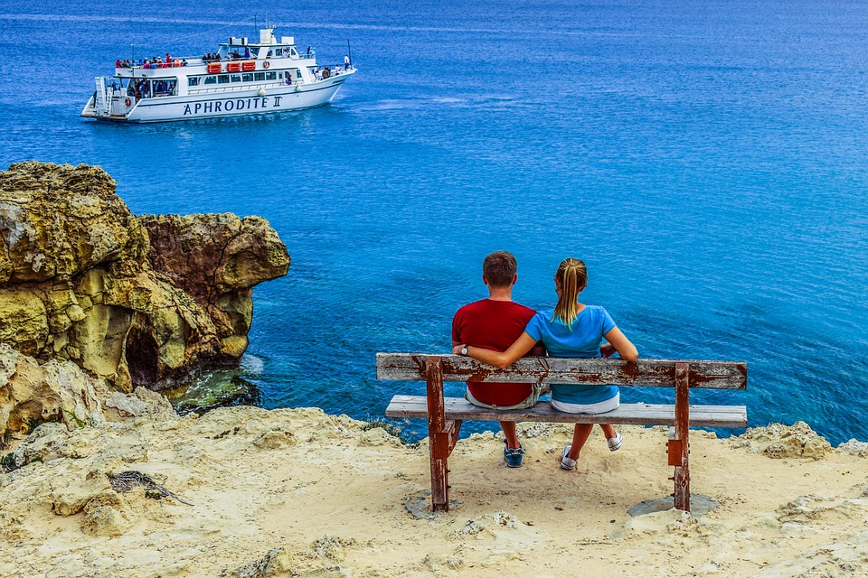 10 Reasons Why You Should Travel as a Couple