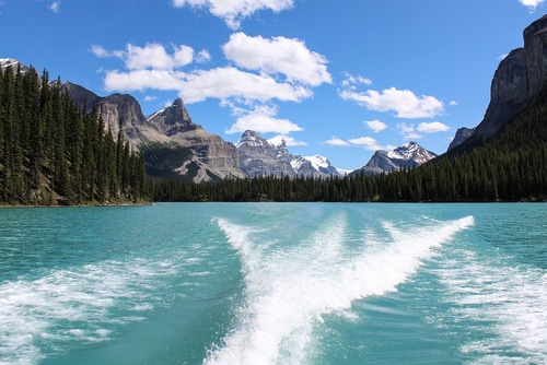Top 5 Places to Visit in Alberta, Canada