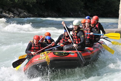 8 Tips for Your First White Water Rafting Trip