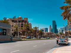 Top Tips for Renting a Car & Driving in Dubai