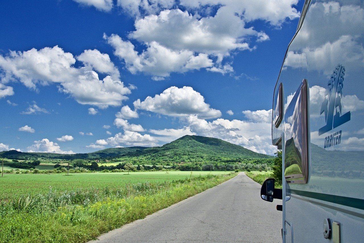 Things to Know Before You Travel in a Motorhome