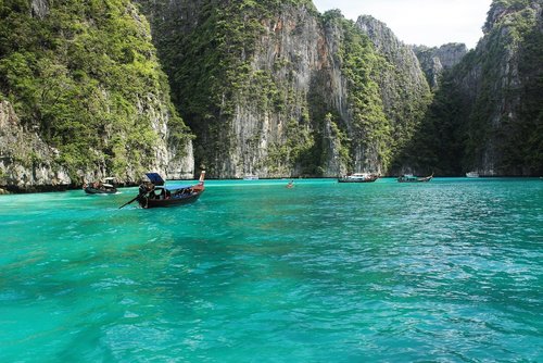 How To Travel To Thailand On A Budget