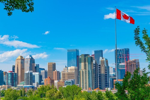 The Pros and Cons of Living In Canada