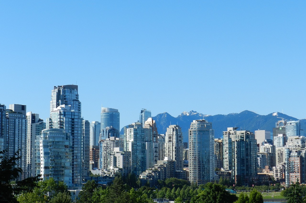 How to Get Around Vancouver: Tourist Dos and Don