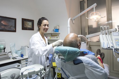 Dental and Medical Assistant in Naples