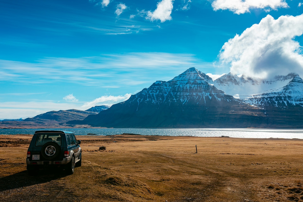 Renting a Car & Driving in Iceland: Important Tips