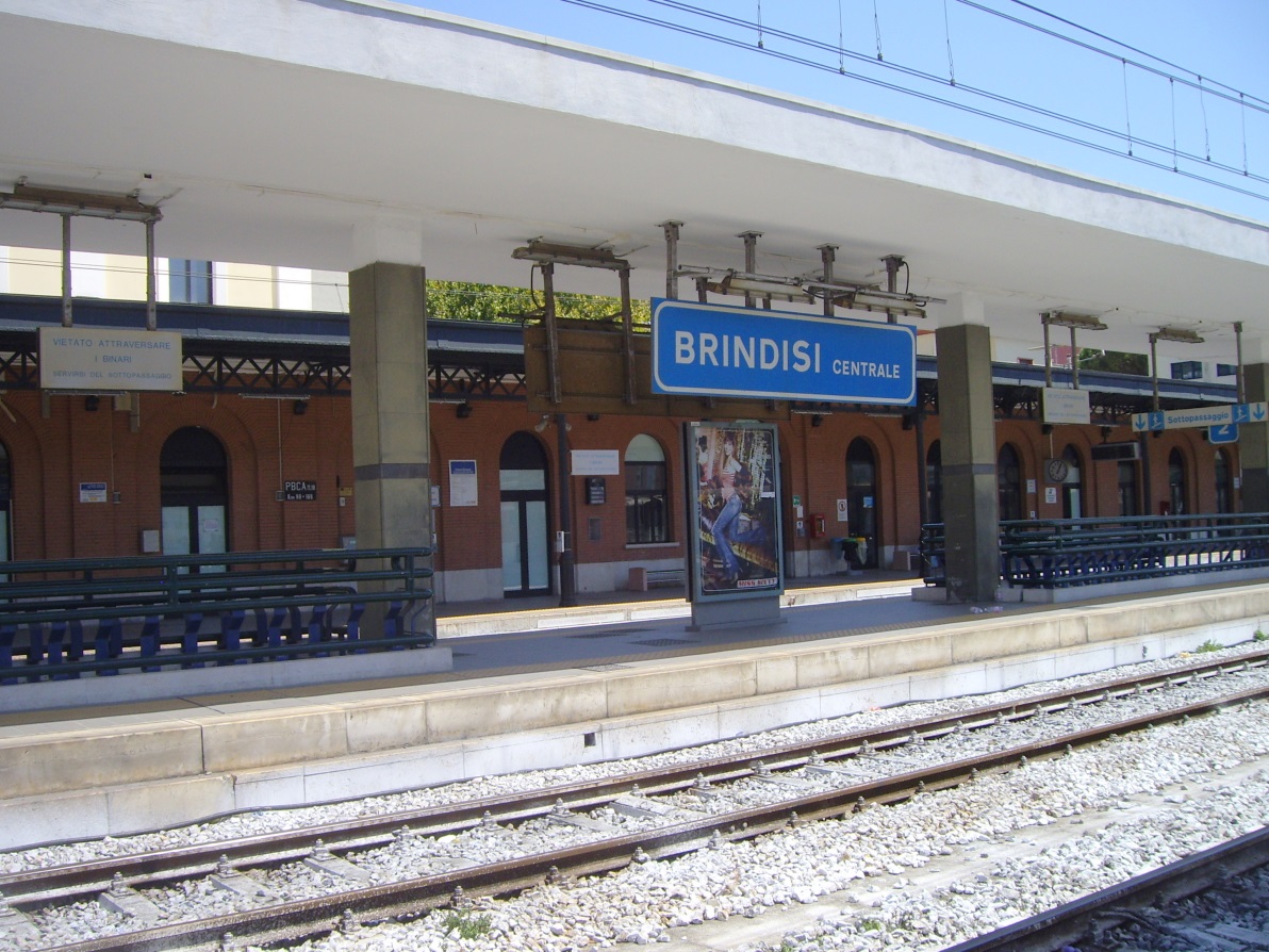 Italy Brindisi train station