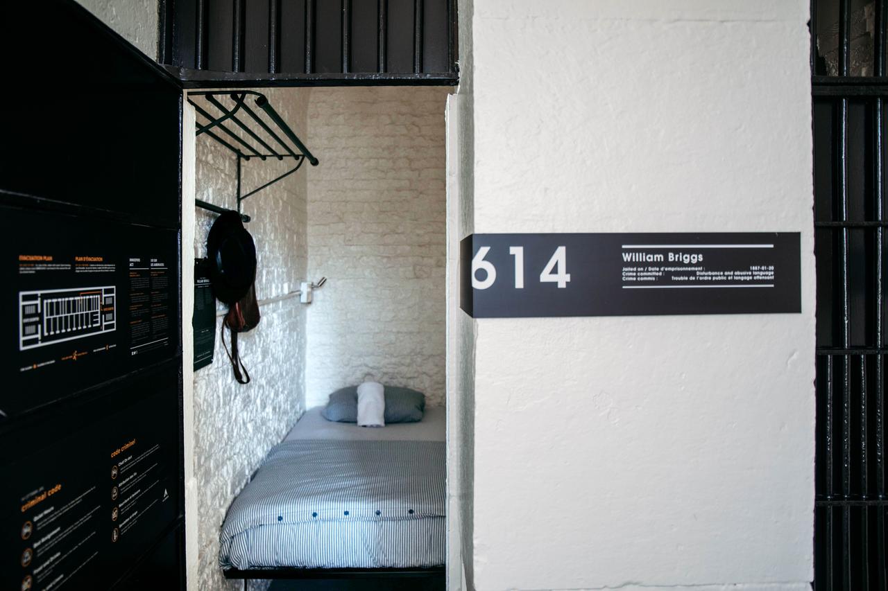 HI- Ottawa Jail Hostel